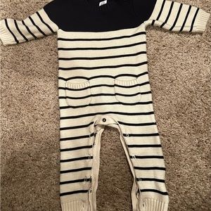 Gap Baby One Piece Sweater 6-12 months